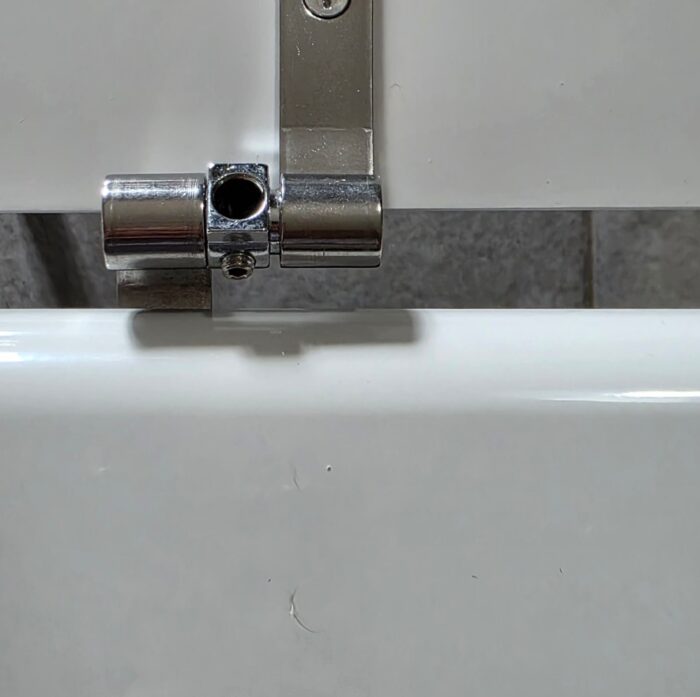 OCCASIONE, piccolo difetto - Copriwater Ydra Pozzi Ginori legno rivestito in resina poliestere bianco - immagine 2